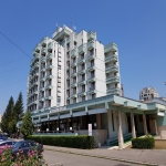 Hotel Sarmis - Dotări şi servicii